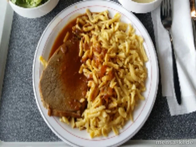 Rindersauerbraten (1,5,Gl,Sw,Sl,Sf,A,R) mit Spätzle (1,Gl,Ei) und Salat