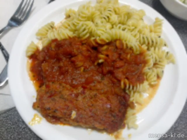 Seelachsfilet "Toskana" (Fi,La) mit Tomatensugo, Basilikumnudeln (1,Gl) und Salat