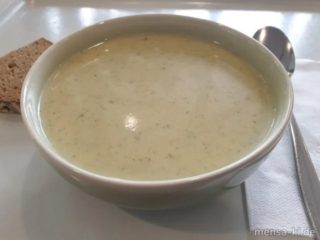 Broccolicremesuppe (Gl,La,Sl), dazu eine Scheibe Bauernbrot (Gl)