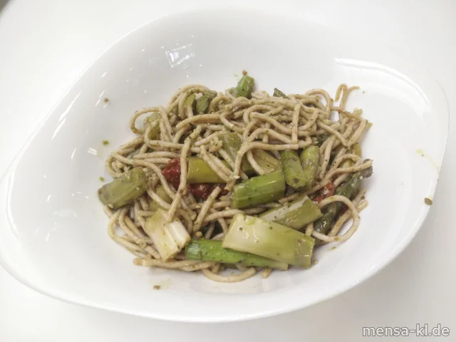 Prima Pasta: Vollkornspaghetti (Gl,V,V+) mit Spargel (V,V+) und Basilikumpesto (Nu,V,V+) | Vegan