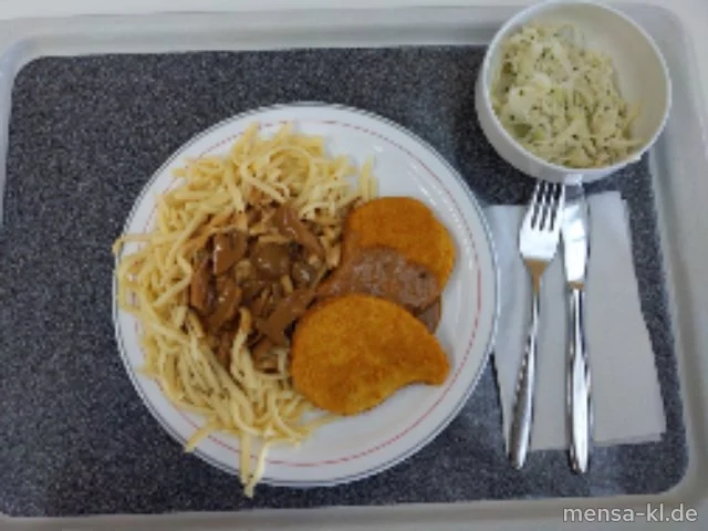 Valess-Schnitzel (Gl,Ei,La) mit Champignonrahmsoße (Gl,La), Spätzle (1,Gl,Ei) und Weißkrautsalat (1,5,9,Gl,Ei,La,Sw,Sf)