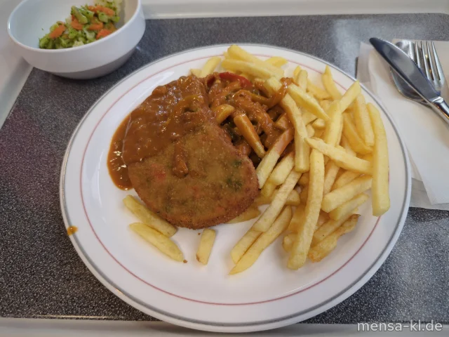 Gemüse-Krustie (Gl,Sl) mit Paprika-Zwiebel-Sahnesoße (Gl,La), Pommes frites und Kaisergemüse (La)