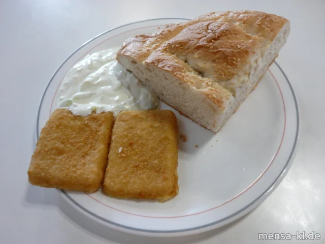 Gebackener Feta (Gl,La,V), Tzatziki (9,Gl,Ei,La,So,V), Fladenbrot (Gl,Se,V) und Krautsalat (1,3,5,9,Gl,Ei,Sw,So,V)