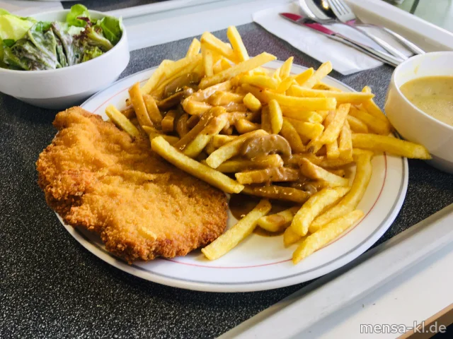 Paniertes Schweineschnitzel (Gl,S) mit Brasilsoße (Gl,La), Pommes frites und Salat