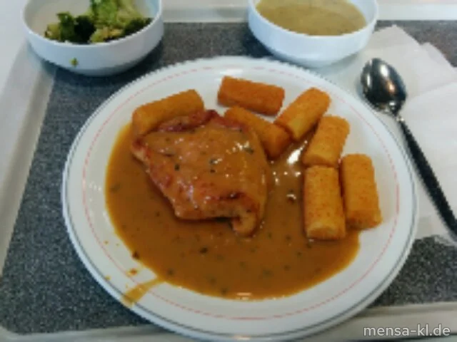 Truthahnsteak (Gl,G) mit Kräuter-Rahmsoße (Gl,La,Sf), Kroketten (1,Gl) und Mandel-Broccoli (1,Nu,La)