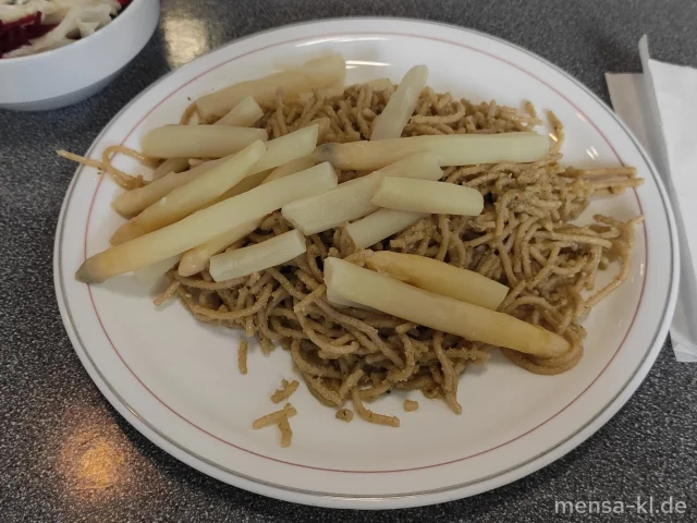 Vollkornspaghetti (Gl) mit Spargel und Bärlauchpesto (Nu,La), dazu einen Beilagensalat nach Wahl