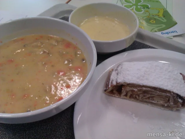 Kartoffel-Gemüsesuppe mit frischen Champignons (V), dazu Apfelstrudel mit Vanillesoße