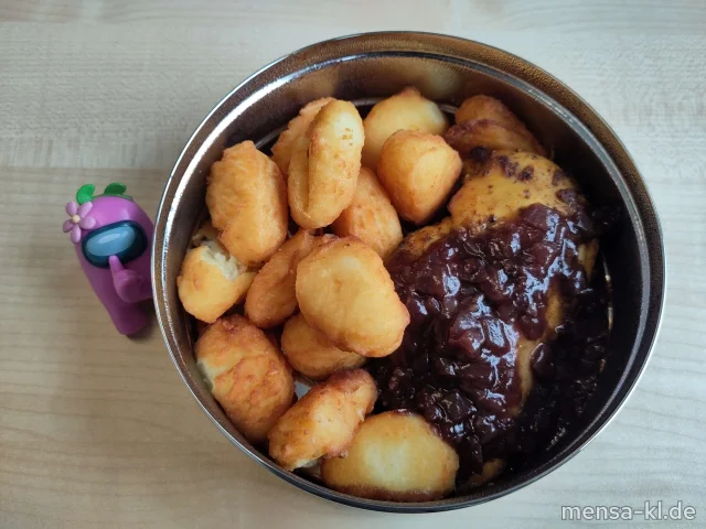 Hähnchenbrustfilet (G) mit Rotwein-Zwiebel-Confit (5,Sw,A) und Pommes dauphines (Ei,La), dazu einen Beilagensalat nach Wahl