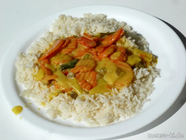 Gemüsecurry (Gl,V) mit Früchten (Gl,Ei,La,Sf,V), Reis (V) und Salat (V)