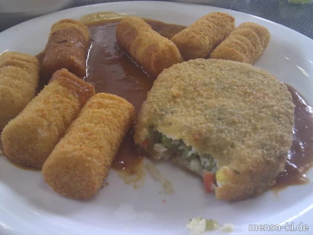 Gemüseschnitzel (V) mit Paprika-Rahmsoße, Kroketten (1) und Salat
