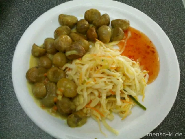 Kastanien (V) in Curry-Rahm, Tagliatelle