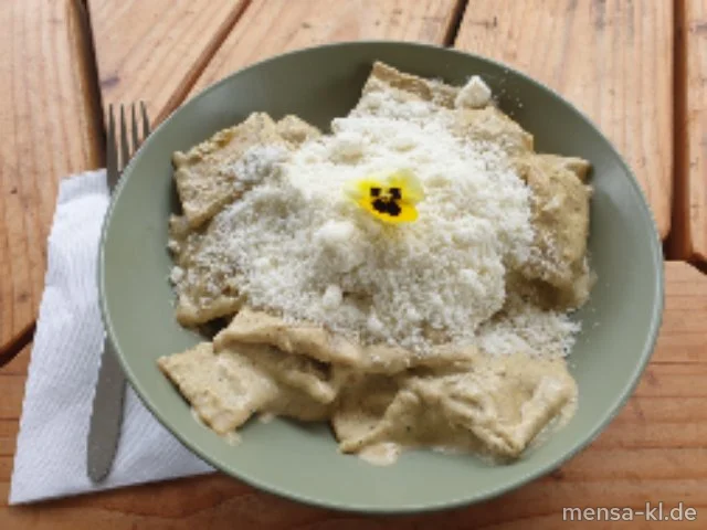 Maultaschen in Kräutersoße (1,Gl,So)