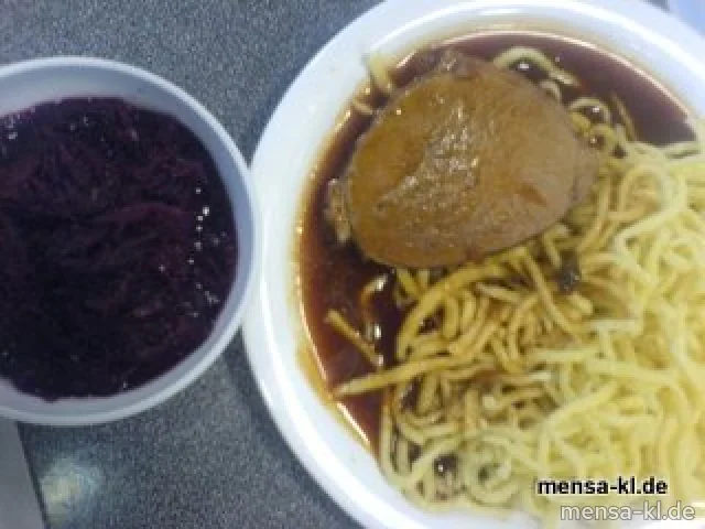 Rinderbraten in Burgundersoße, Spätzle und Rotkohl