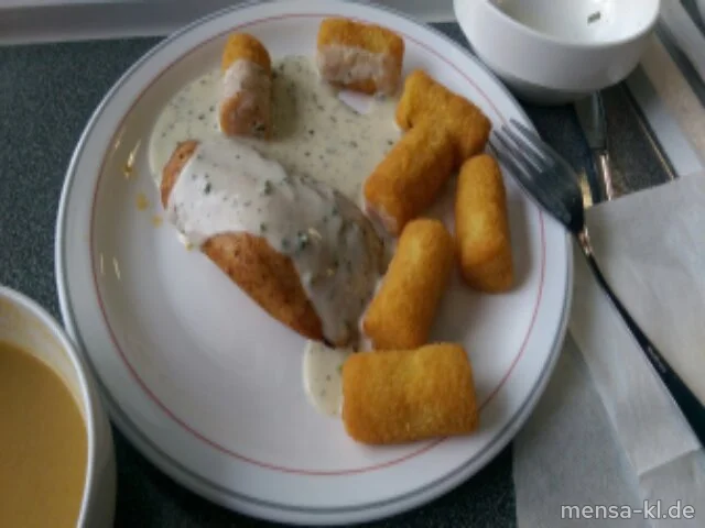 Truthahnfilet (G) mit Kräuter-Rahmsoße (Gl,La), Kroketten (Gl) und Salat