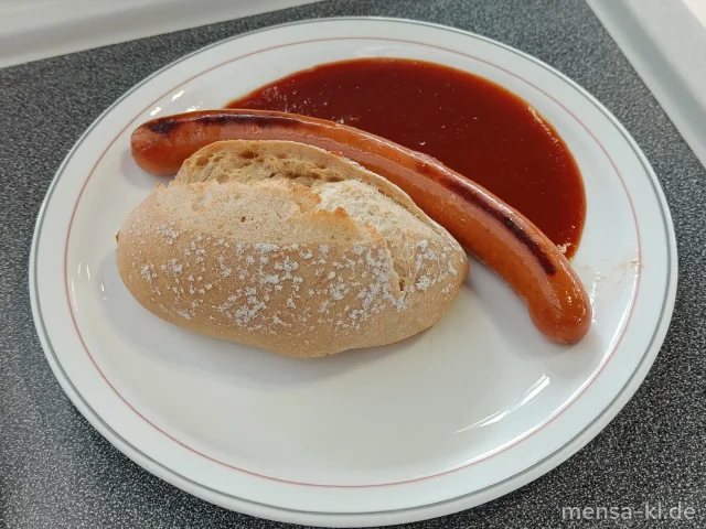 Betze Curry - Deiwelswurst (2,3,4,Sl,Sf,So,R,S,Gt) mit Currysoße (3,Sl,Sf), dazu ein Weck (Gl) und Krautsalat (1,5,Sw)