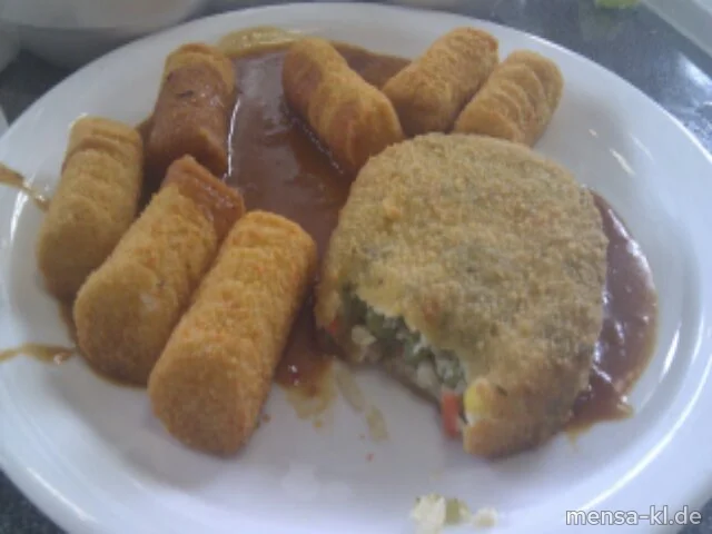 Gemüseschnitzel (V) mit Paprika-Rahmsoße, Kroketten (1) und Salat