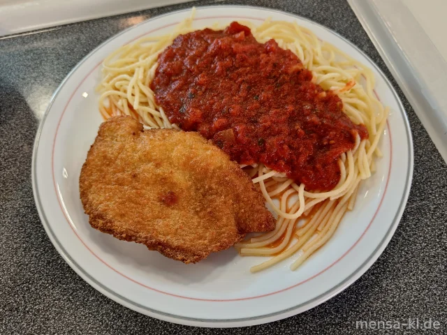 Hähnchenbrustfilet Piccata Art mit Parmesan-Panade (Gl,La,G), Spaghetti (1,Gl), Tomaten-Basilikumsoße und Salat