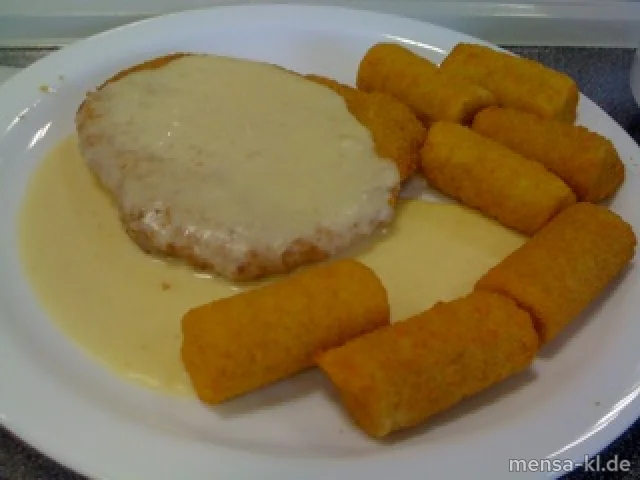 Paniertes Schnitzel (S) mit Sauce Crème-fraîche, Kroketten (1) und Salat