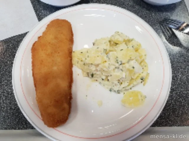 Paniertes Seelachsfilet (Fi,Gl), Kartoffelsalat mit Remouladendressing (1,5,9,Gl,Ei,La,Sw,Sf,So) und Salat