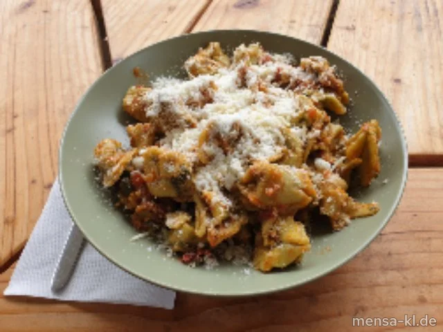 Tortellini mit Tomatensoße (Gl)