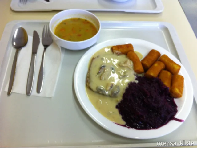 Pfälzer Wildschwein-Hackbraten (2,3,4,8,S,W) mit Pilzsoße, Kroketten (1) und hausgemachtem Apfelrotkraut (A)