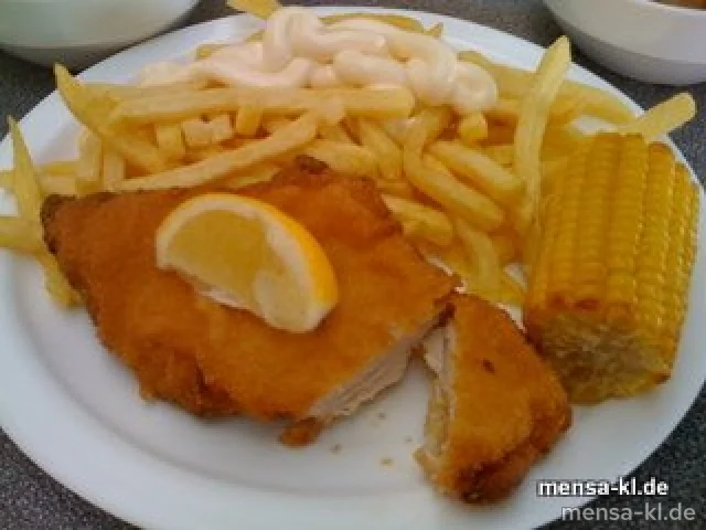 Paniertes Hähnchenbrustfilet, Pommes-Frites und Buttermais