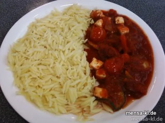 Frisches mediterranes Gemüse (V) mit Hirtenkäse, Reisnudeln