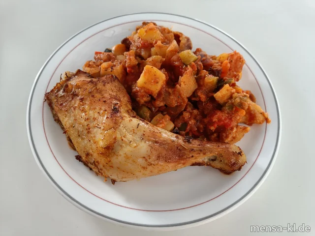 Ratatouille-Gratin mit Rosmarin-Hähnchenkeule (3,La,G), dazu Salat
