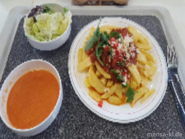 Poutine: Große Portion Steakhouse-Fries (V) mit hausgemachter Sojabolognese (Gl,So,V), gewürfelte Tomaten (V), Rucola (V), gehobelter Parmesan (La,V) und Salat (V)