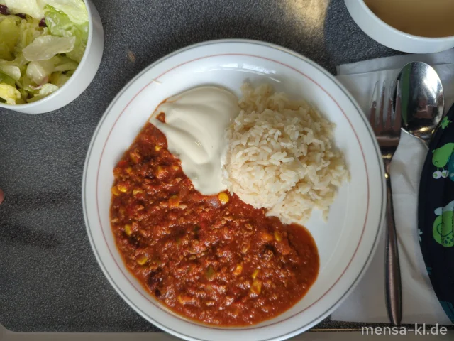 Gemüse-Chili mit veggie.Hack (Gl) mit Sour Cream-Dip (Gl,Nu,Sf), Reis und Salat