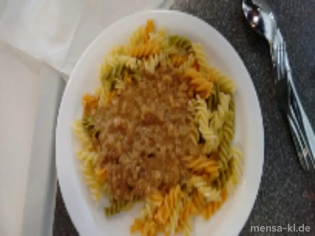 Sahnehaschee (La,R,S) mit Grana Padano (2,Ei,La), Fusilli tricolore (1,Gl) und Salat (1,5,Sw)
