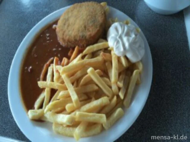 Gemüseschnitzel (V) mit Paprika-Rahmsoße (V), Pommes-Frites (V) und Salat (V)