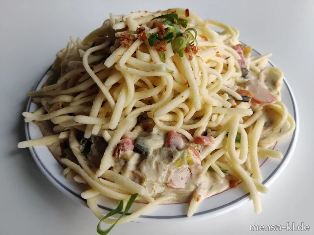 Spätzle-Gemüse-Pfanne (1,Gl,So), dazu einen Beilagensalat nach Wahl