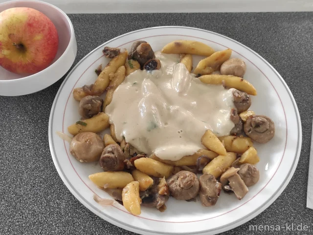 Gebratene Champignons in Ricotta-Creme (La) mit Schupfnudeln (Gl,Ei), dazu eine Birne