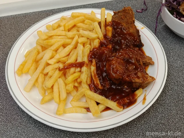 Winzerknorze (5,Sw,Sl,Sf,A,S) Schmorzwiebelsoße (5,Sw,A), Pommes frites, dazu einen Beilagensalat nach Wahl