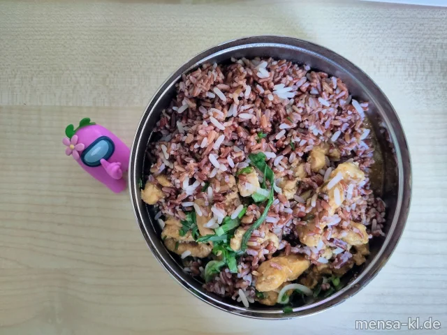 Hähnchengeschnetzeltes Teriyaki (5,Gl,Sw,Se,So,G) mit Frühlingszwiebeln und rotem Reis