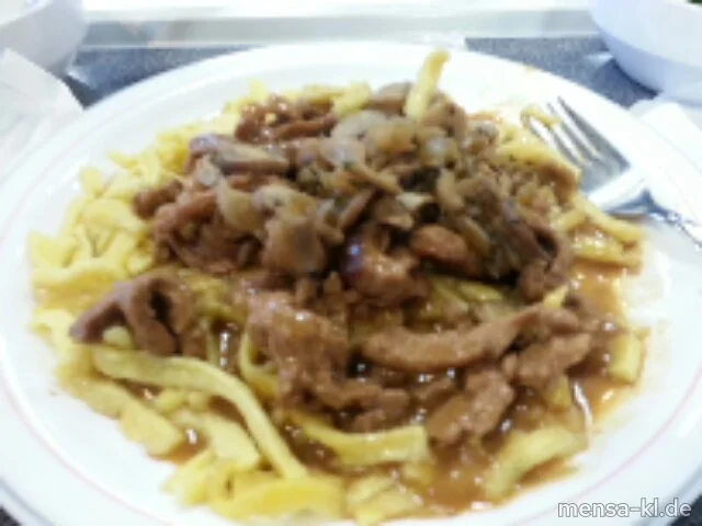 Zürcher Kalbsgeschnetzeltes (K) mit Thymian-Champignons (3), Butterspätzle und Salat