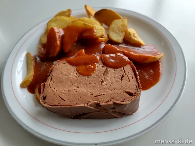Veganer Fleischkäse (1) mit Currysoße (3,La,Sf) und Potato-Wedges, dazu ein Beilagensalat nach Wahl