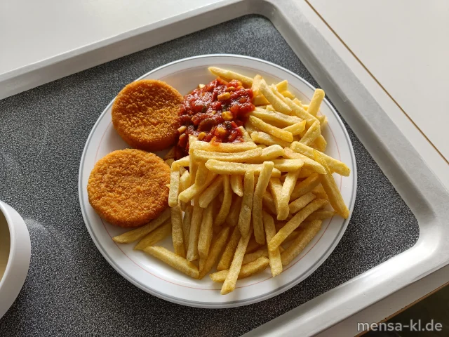 Gebackener Hirtenkäse (Gl,La) mit Pusztasoße (9,Sl), Pommes frites und Salat