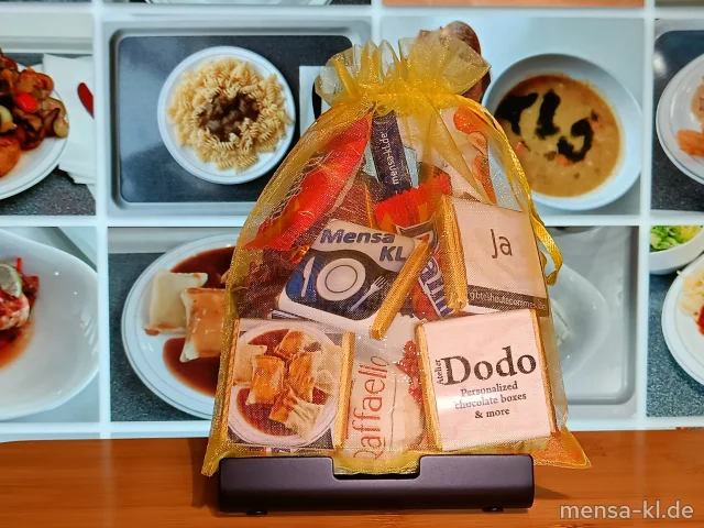 In diesem Semester wurden 468 Fotos freigeschaltet. Als kleines Dankeschön wurden in Zusammenarbeit mit <a href="https://www.instagram.com/atelier.dodo/">@atelier.dodo</a> personalisierte Präsente an registrierte Einsender verschenkt.
