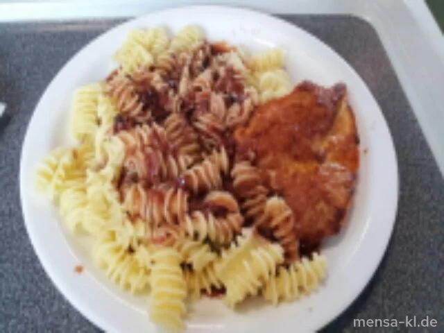 Truthahnsteak (G) mit Kirsch-Pfeffersoße und Eiernudeln