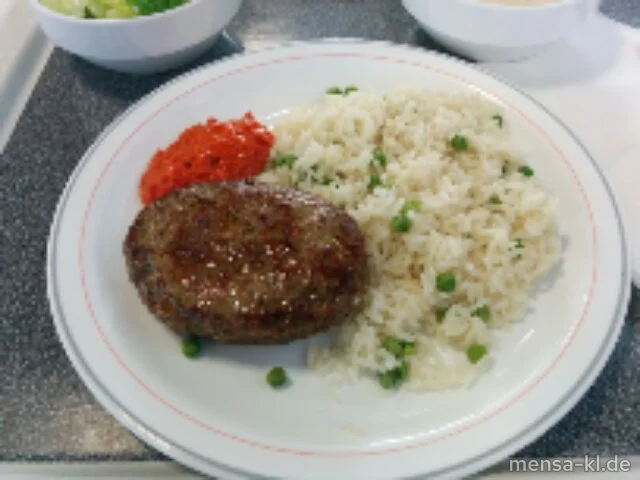 Hacksteak mit Frischkäse und Kräutern gefüllt (Gl,Ei,La,R,S,Gt) mit Ajvar-Dip, Erbsen-Reis und Salat