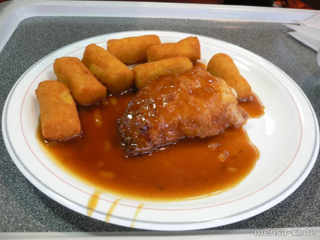 Hähnchen-Cordon bleu mit Truthahnschinken und Käse gefüllt (1,2,3,G), Kroketten (1) und Wintergemüse