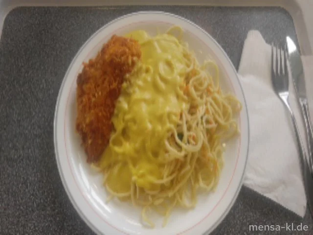 Hähnchenbrustfilet im Knuspermantel (Gl,Ei,So,G) mit Kokos-Currysoße (La,Sl,Sf) und Gemüse-Mie-Nudeln (En,Gl,Sl,Se,So)