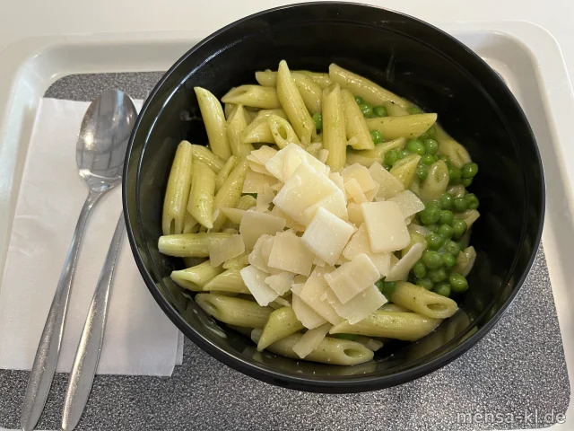 Penne Pesto Parmesan (Gl,Nu,Ei,La,Sl,So) ⏰ Robotic Kitchen 11:30 bis 13:30 Uhr