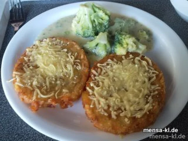 Schweizer Rösti (V) mit Käse überbacken, Broccoli-Gemüse und Salat