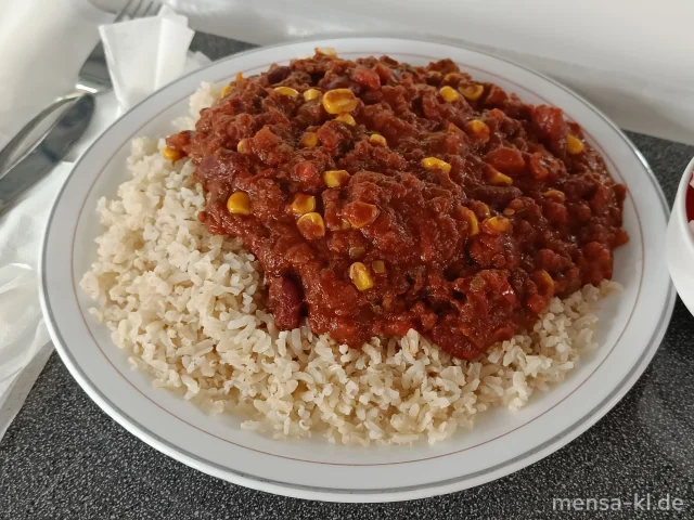 Chili Tex-Mex mit Paprika, Kidneybohnen und Mais (Sl,Sf,So), dazu Vollkornreis und einen Beilagensalat nach Wahl
