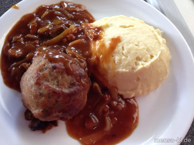 Pfälzer Fleischküchle (R,S) mit Zwiwel-Specksoße (2,S,A), Grumbeer-Stampes und Endiviensalat