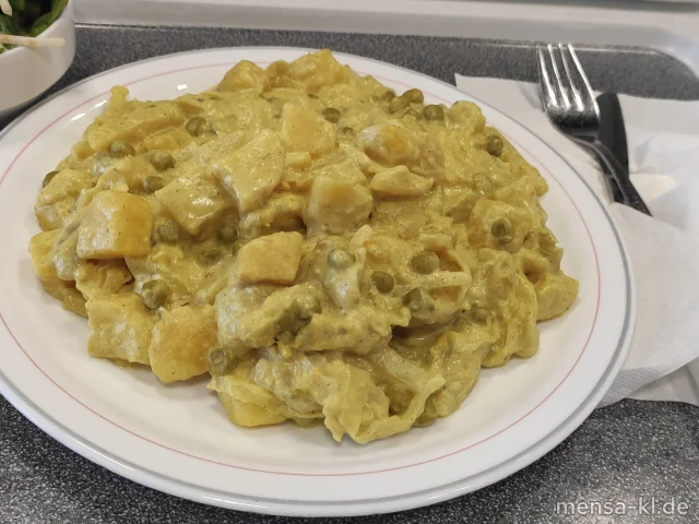 Kartoffel-Curry mit Kohlrabi, Spitzkohl und Erbsen (Sf), dazu einen Beilagensalat nach Wahl