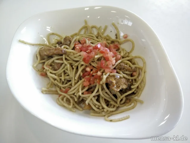 Prima Pasta: Vollkornspaghetti (Gl,V,V+) mit Pfifferlinge (V,V+) und Basilikumpesto (Nu,V,V+) | Vegan